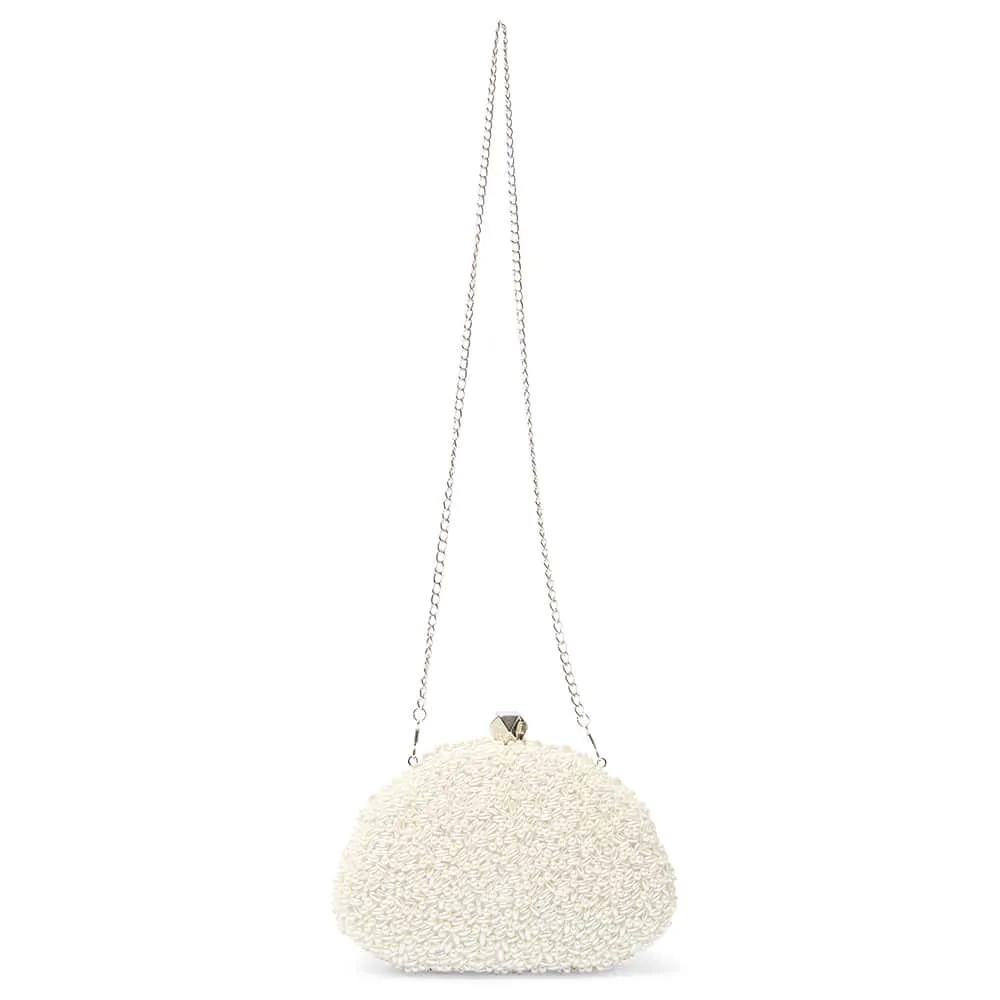 Hera Clutch in Ivory Beads