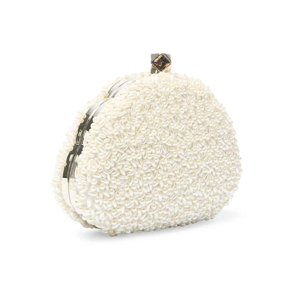 Hera Clutch in Ivory Beads